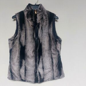 Valerie Stevens Reversible Faux Fur Puffer Vest Size Medium